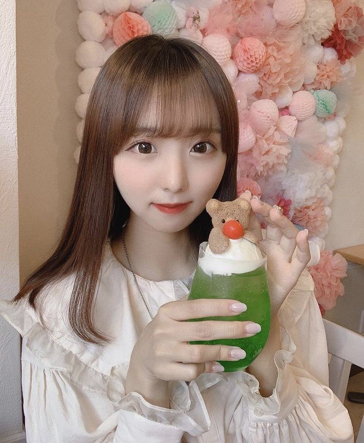 山本菜摘 画像