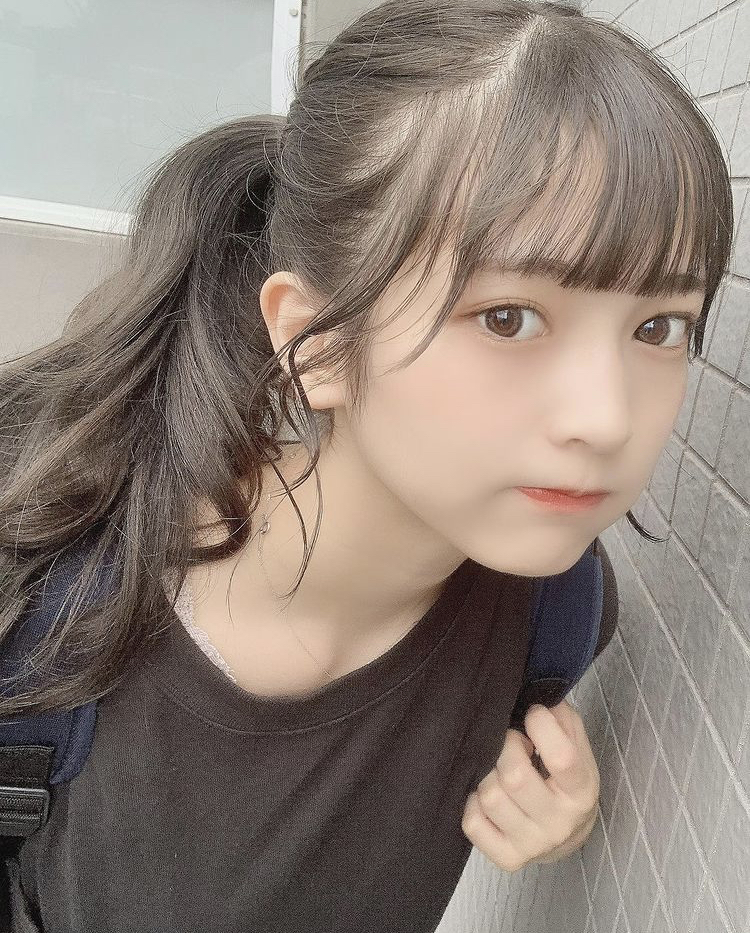 黒嵜菜々子 画像
