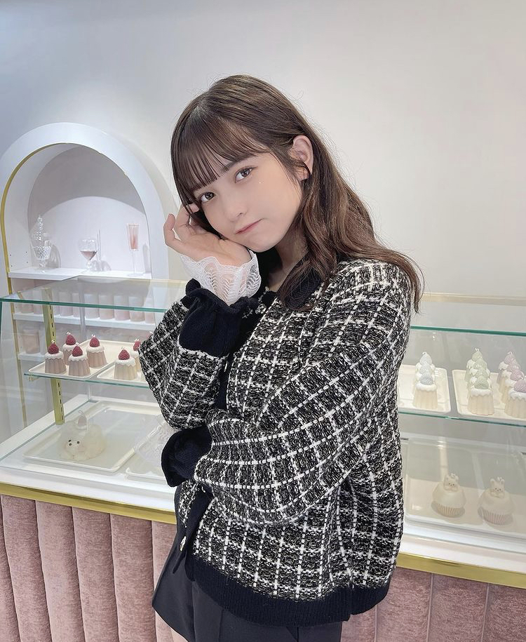 黒嵜菜々子 画像