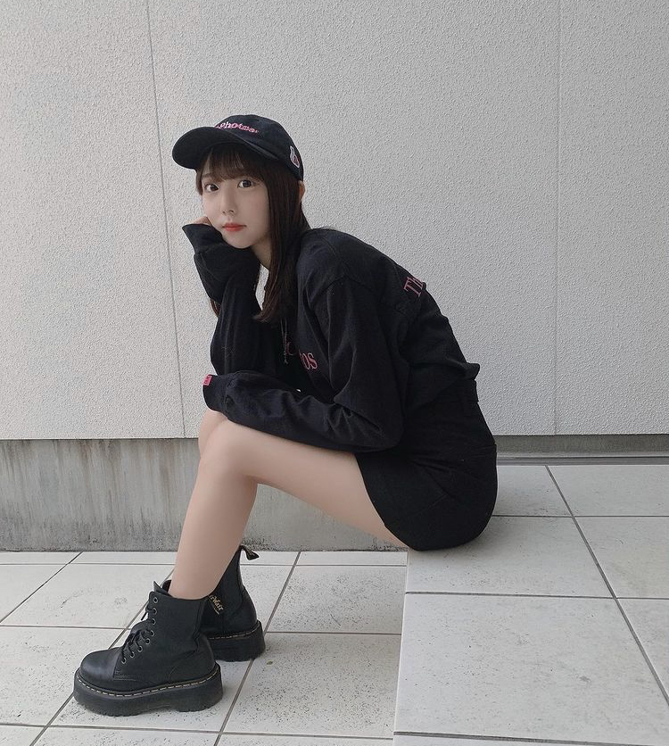 山本菜摘 画像