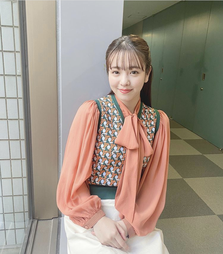 横田真悠 画像