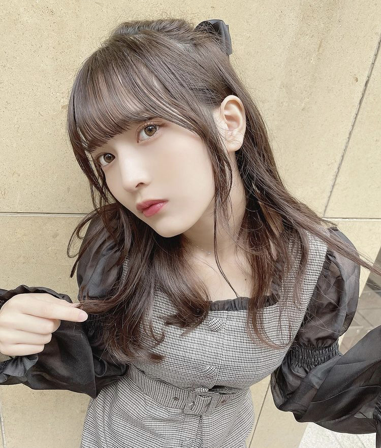 黒嵜菜々子 画像