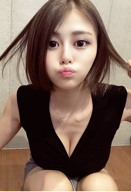 志崎ひなた 画像