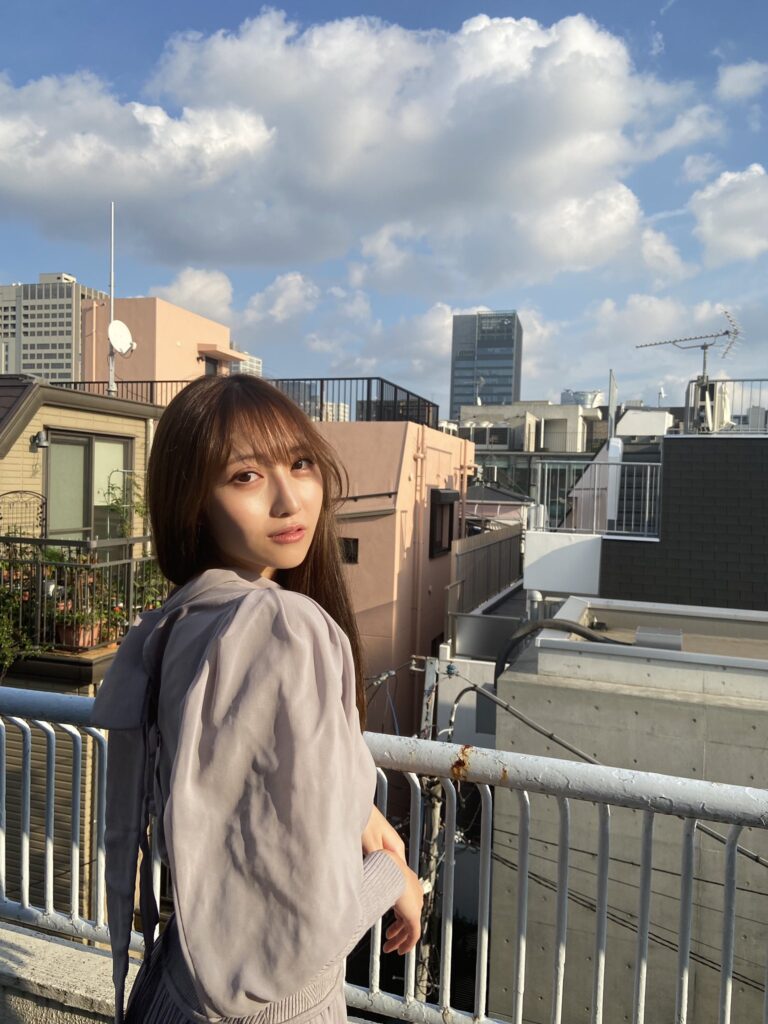 辻りりさ 画像