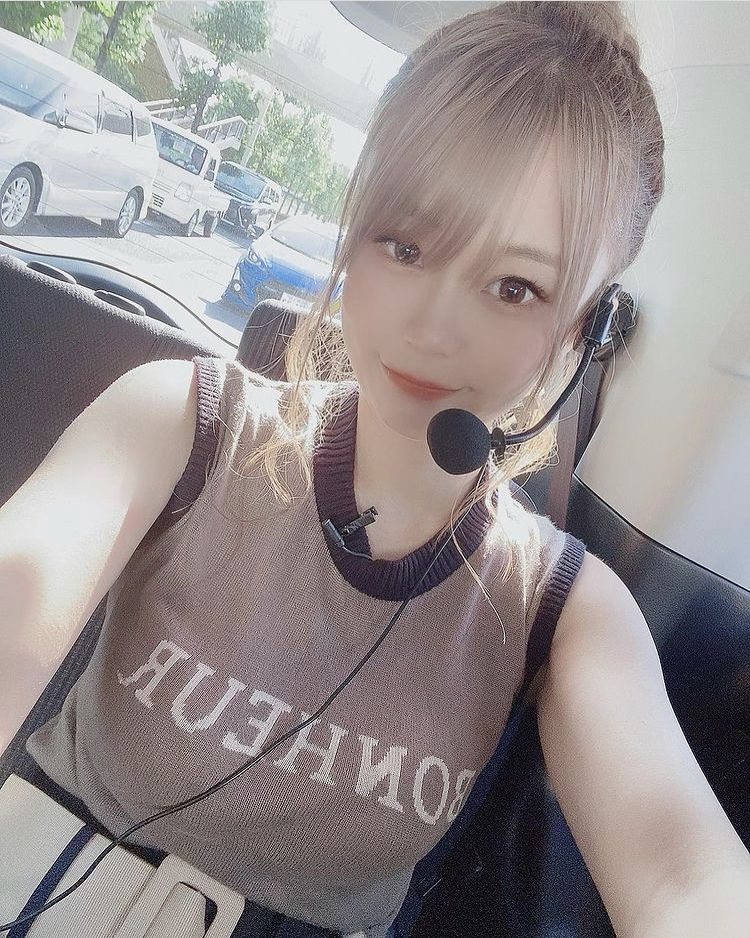 阿久津真央 画像