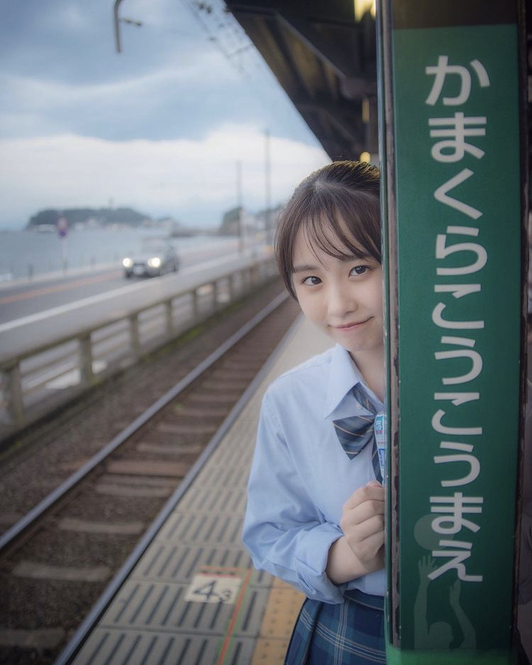 長谷川新奈 画像