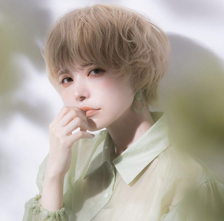 益若つばさ 画像