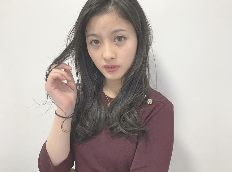 鵜川もえか 画像