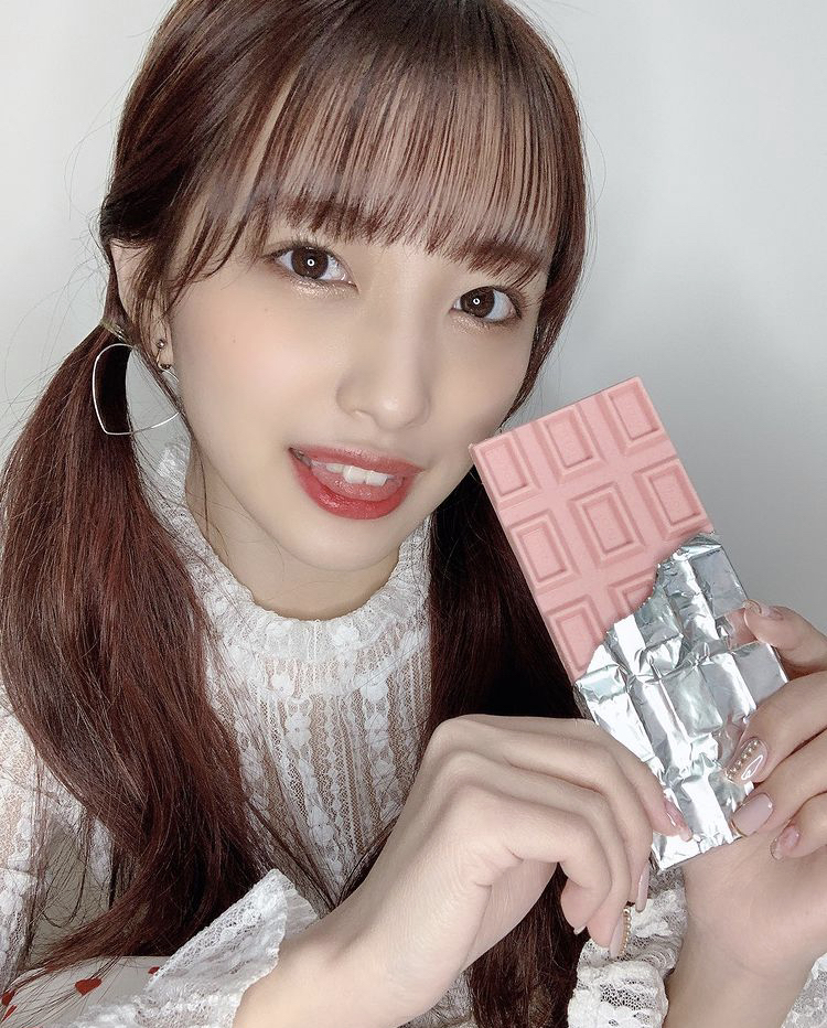 向井地美音 画像