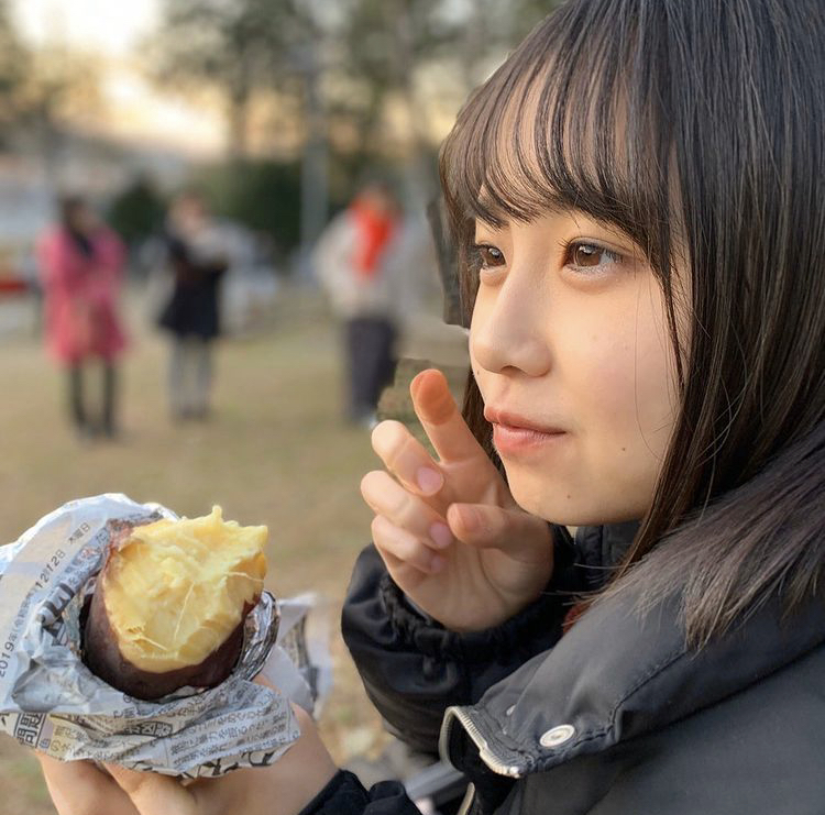 長谷川新奈 画像