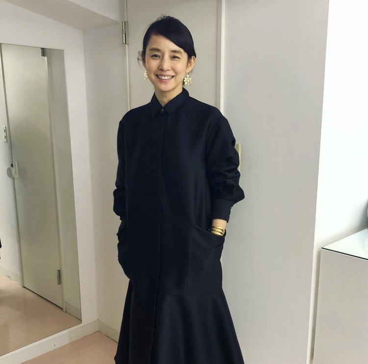 石田ゆり子 画像