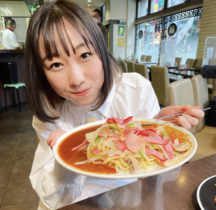 須田亜香里 画像