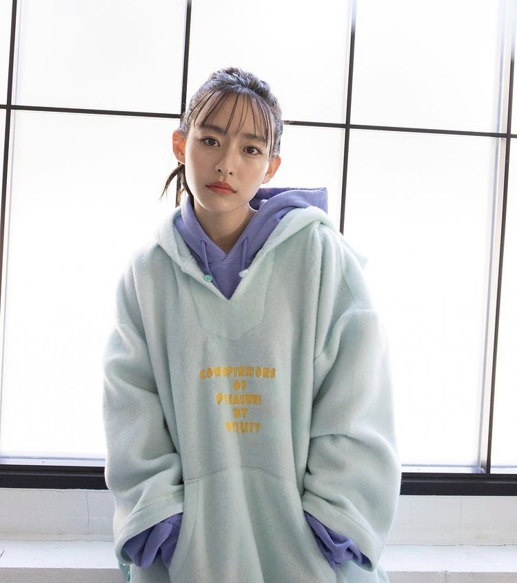 高崎かなみ 画像