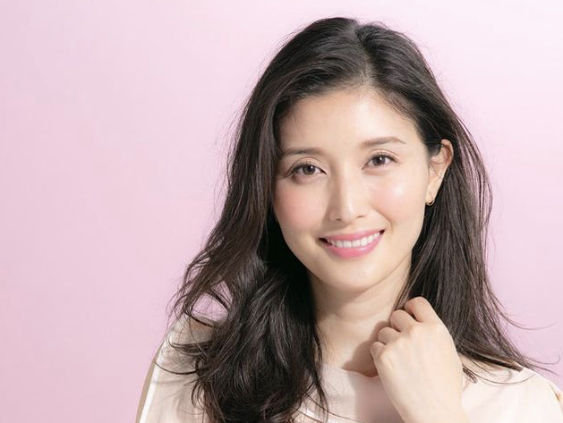 橋本マナミのかわいい画像20枚【水着あり！最高レベルです】