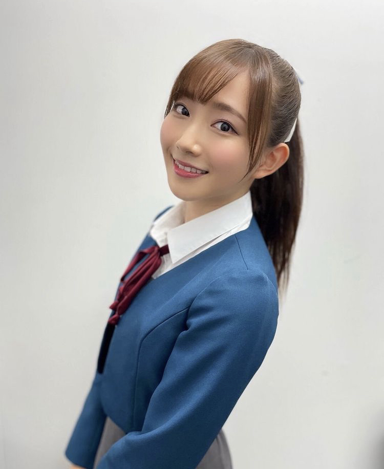 青山なぎさ 画像