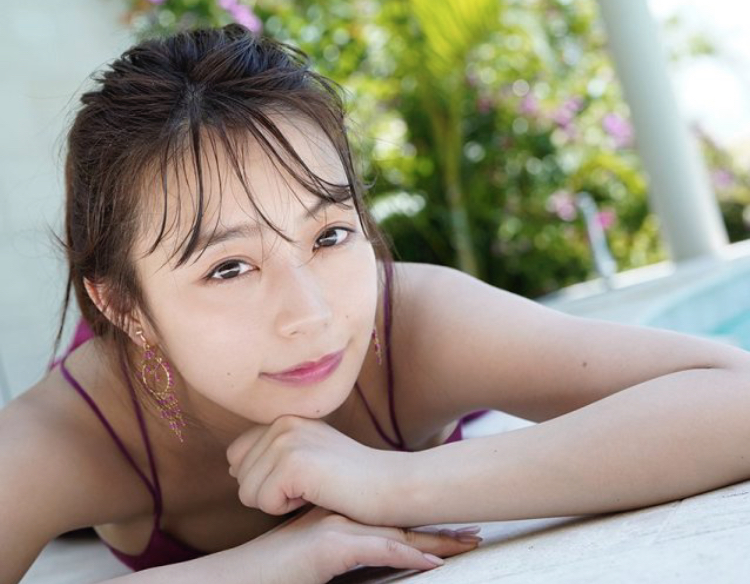 タレント/グラビア/宇垣美里写真25+6枚 水着 他 - 写真