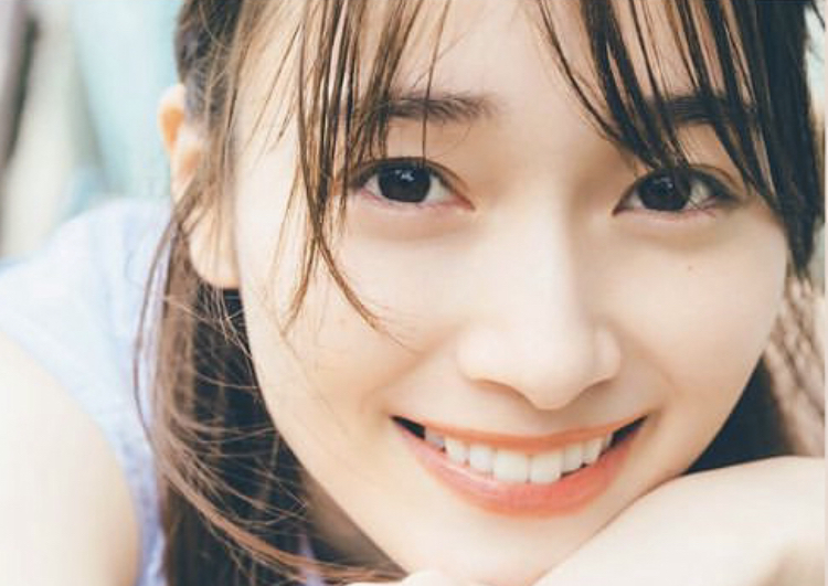 守屋麗奈のかわいい画像20枚【水着あり!最高レベルです】