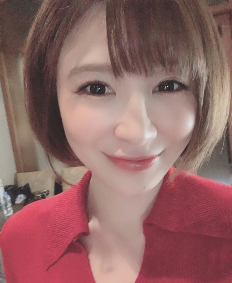 手島優 かわいい