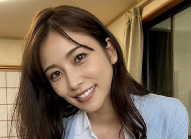 江藤菜摘のかわいい画像20枚【水着あり！最高レベルです】