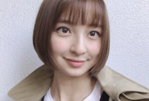 篠田麻里子のかわいい画像20枚【水着あり！最高レベルです】