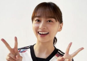 影山優佳のかわいい画像20枚【グラビアあり！最高レベルです】