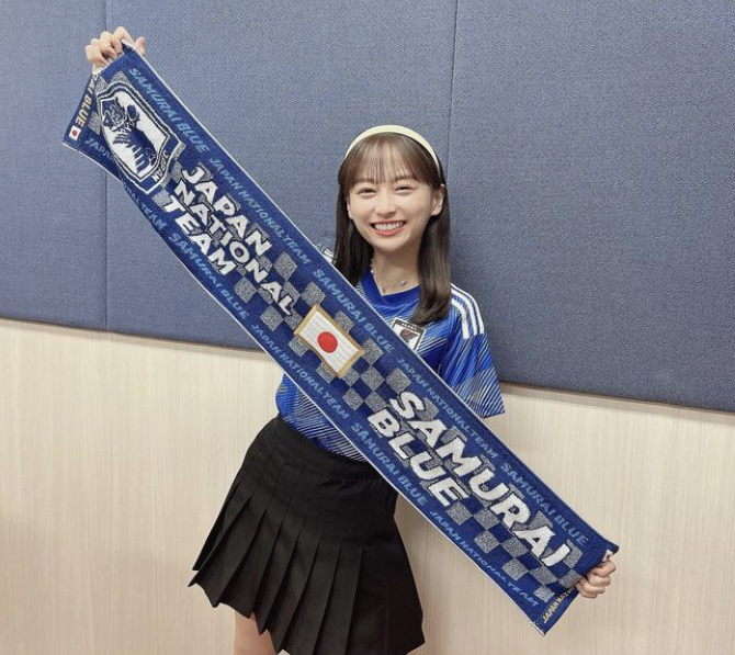 影山優佳 かわいい