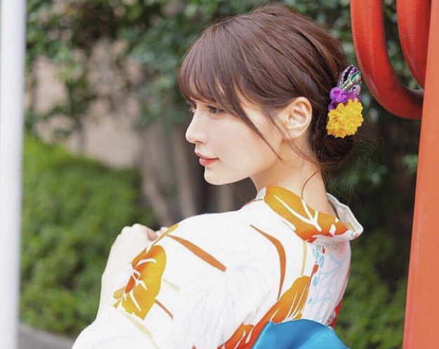 似鳥沙也加 かわいい