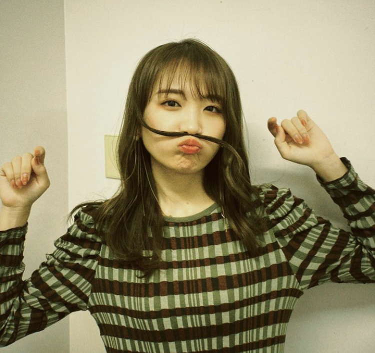 秋元真夏 かわいい