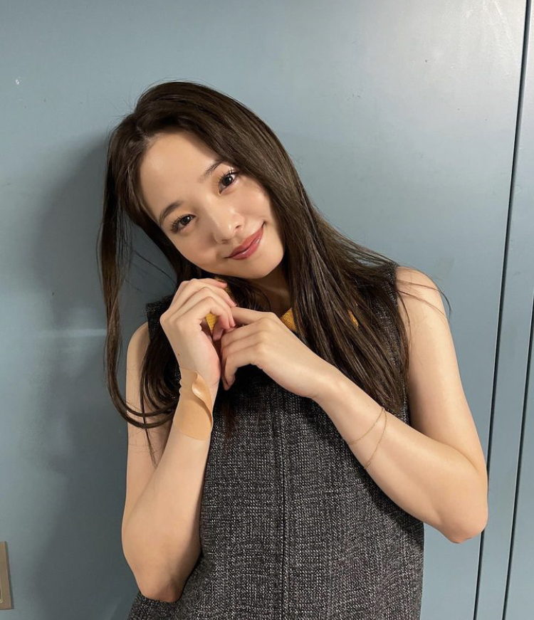 横田真悠 かわいい