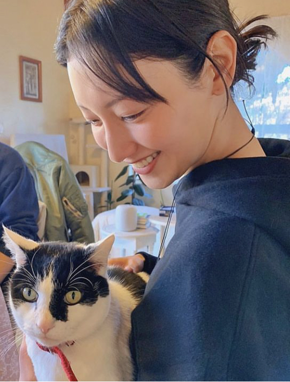 菜々緒 かわいい