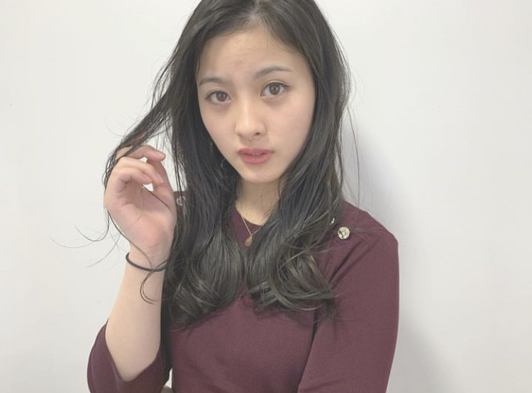 鵜川もえか 画像