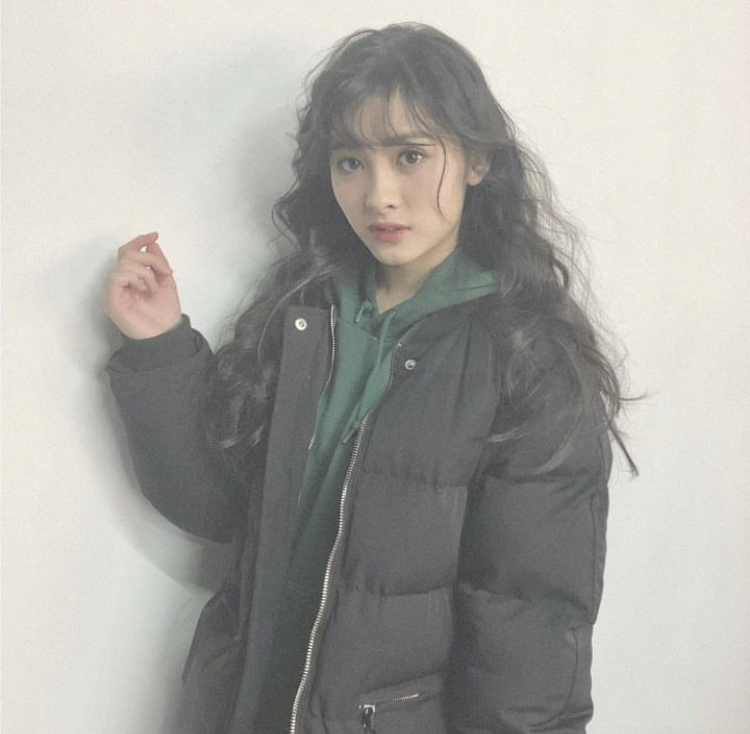 鵜川もえか 画像