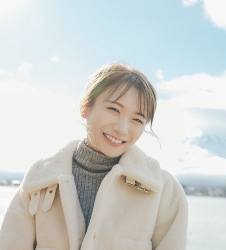 秋元真夏 かわいい