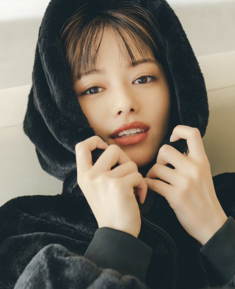 山本舞香 かわいい