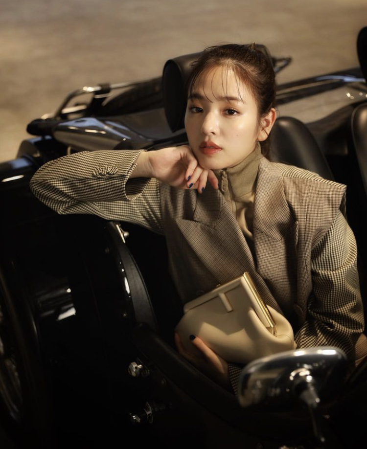 横田真悠 かわいい