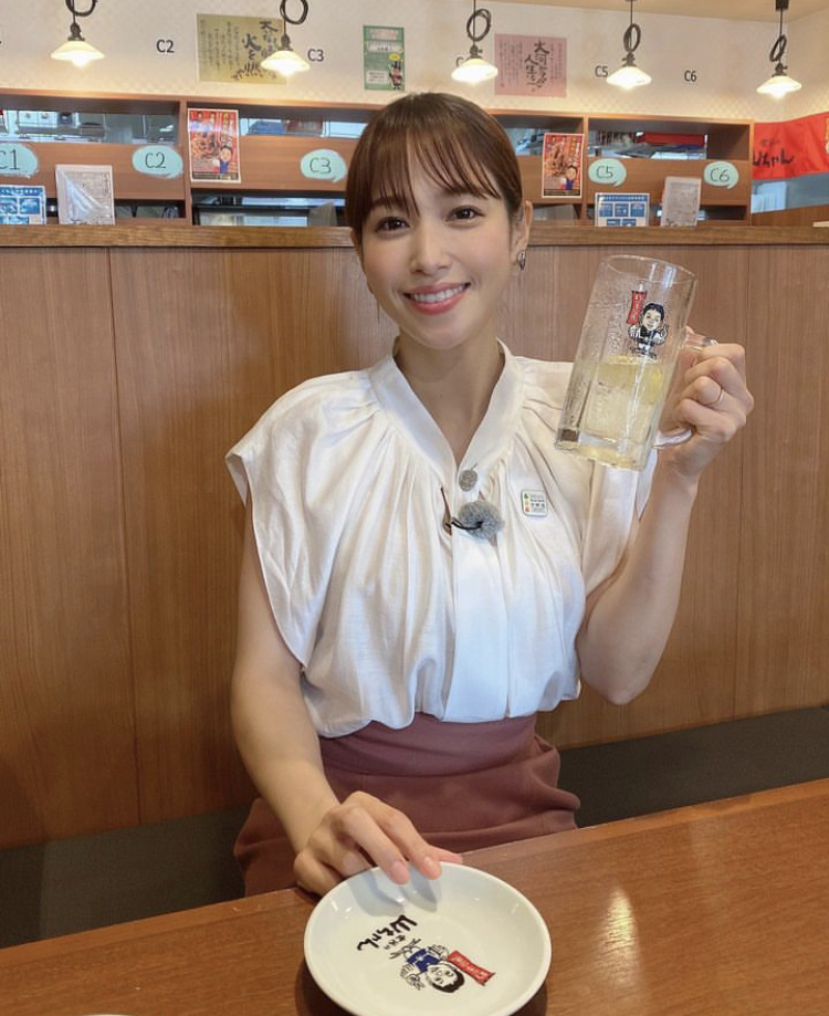 鷲見玲奈 かわいい