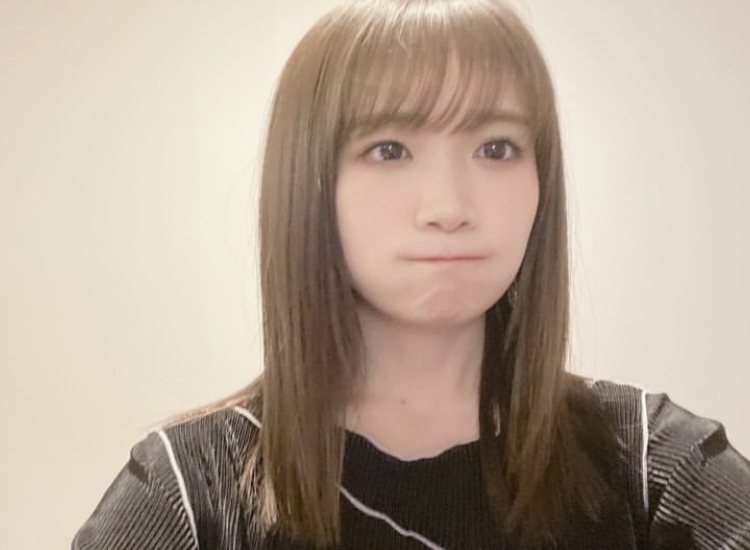 秋元真夏 かわいい