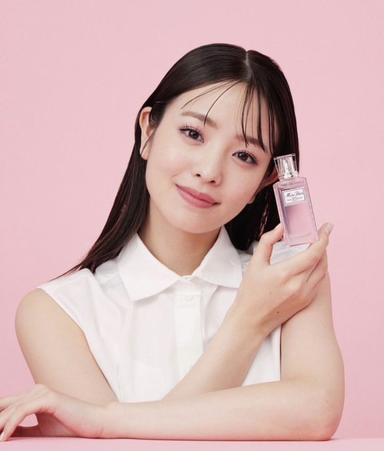 横田真悠 かわいい