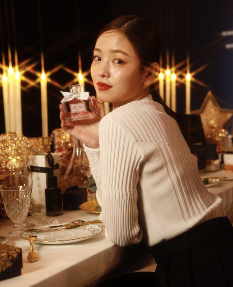 横田真悠 かわいい