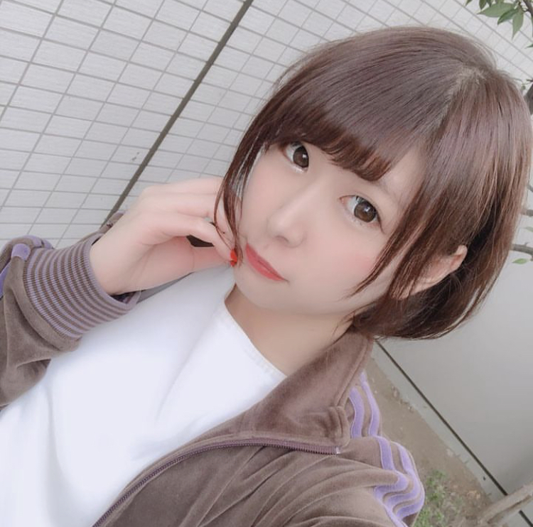 瀬戸万莉愛 かわいい