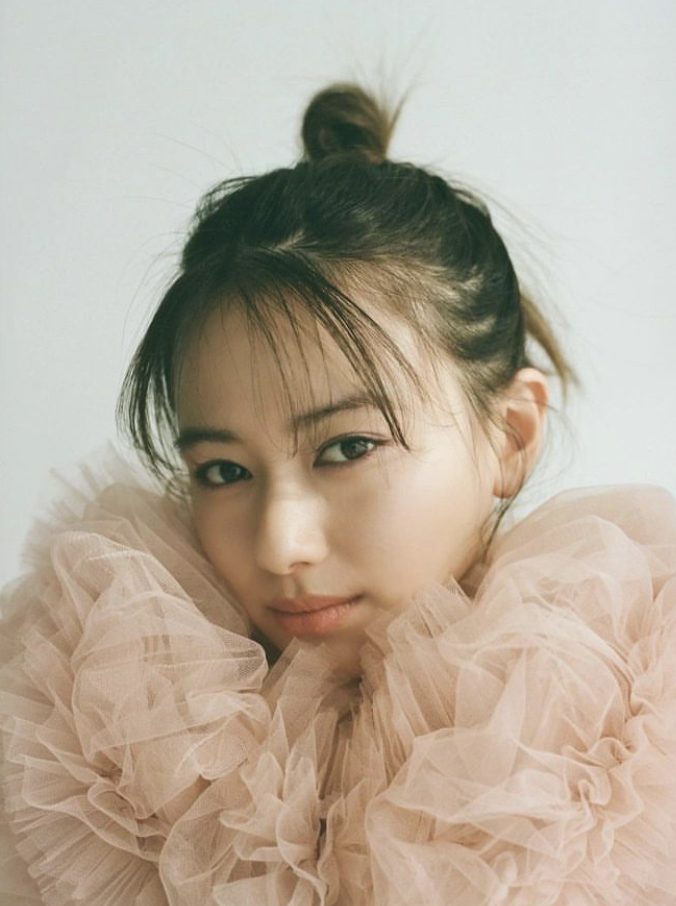 山本舞香 かわいい