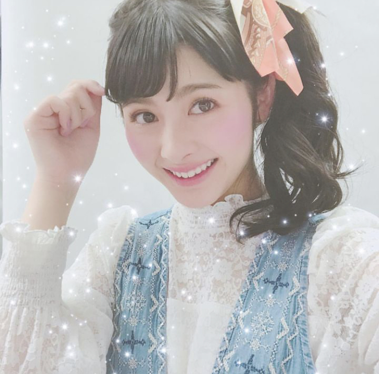 鵜川もえか 画像