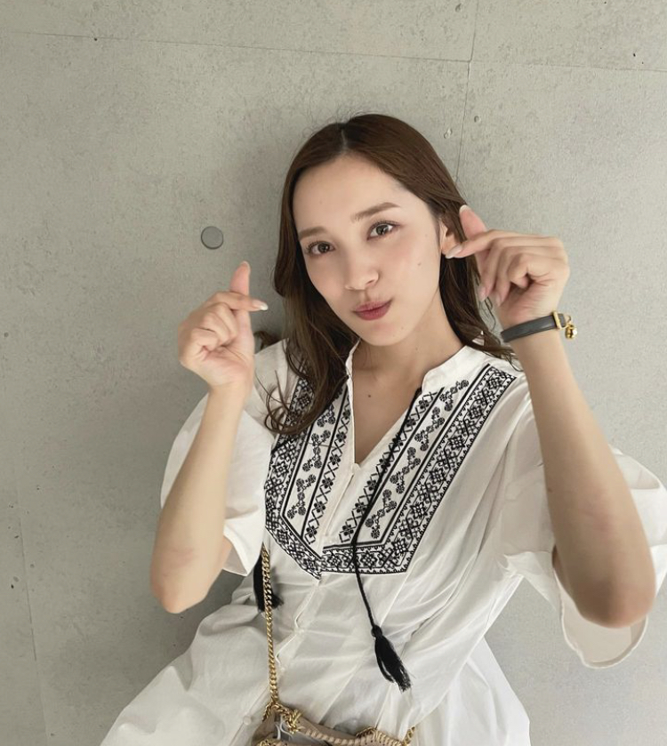 都丸紗也華 かわいい