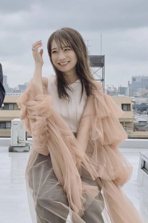 秋元真夏 かわいい