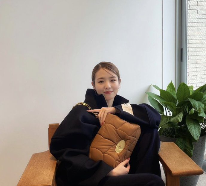 横田真悠 かわいい