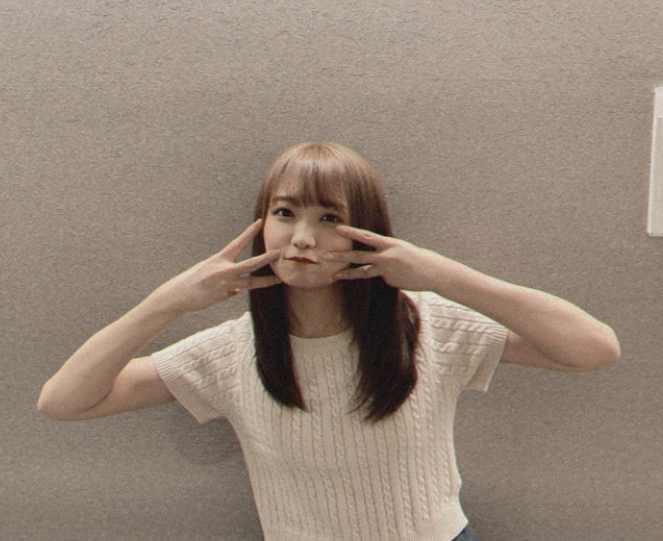 秋元真夏 かわいい