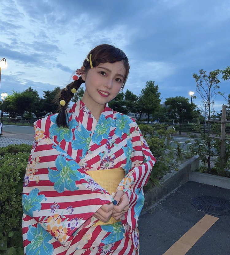 地頭江音々 かわいい