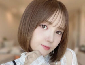 鬼頭明里のかわいい画像20枚【水着あり！最高レベルです】