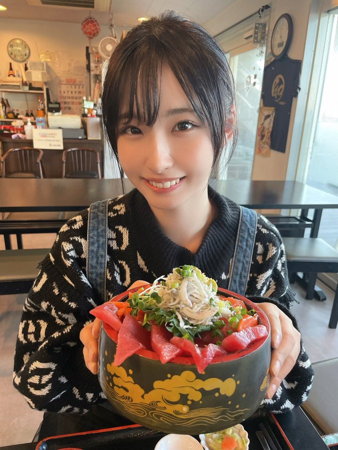 沖侑果 かわいい