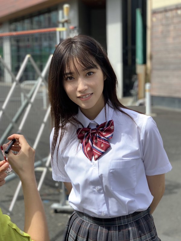 片岡凜 かわいい